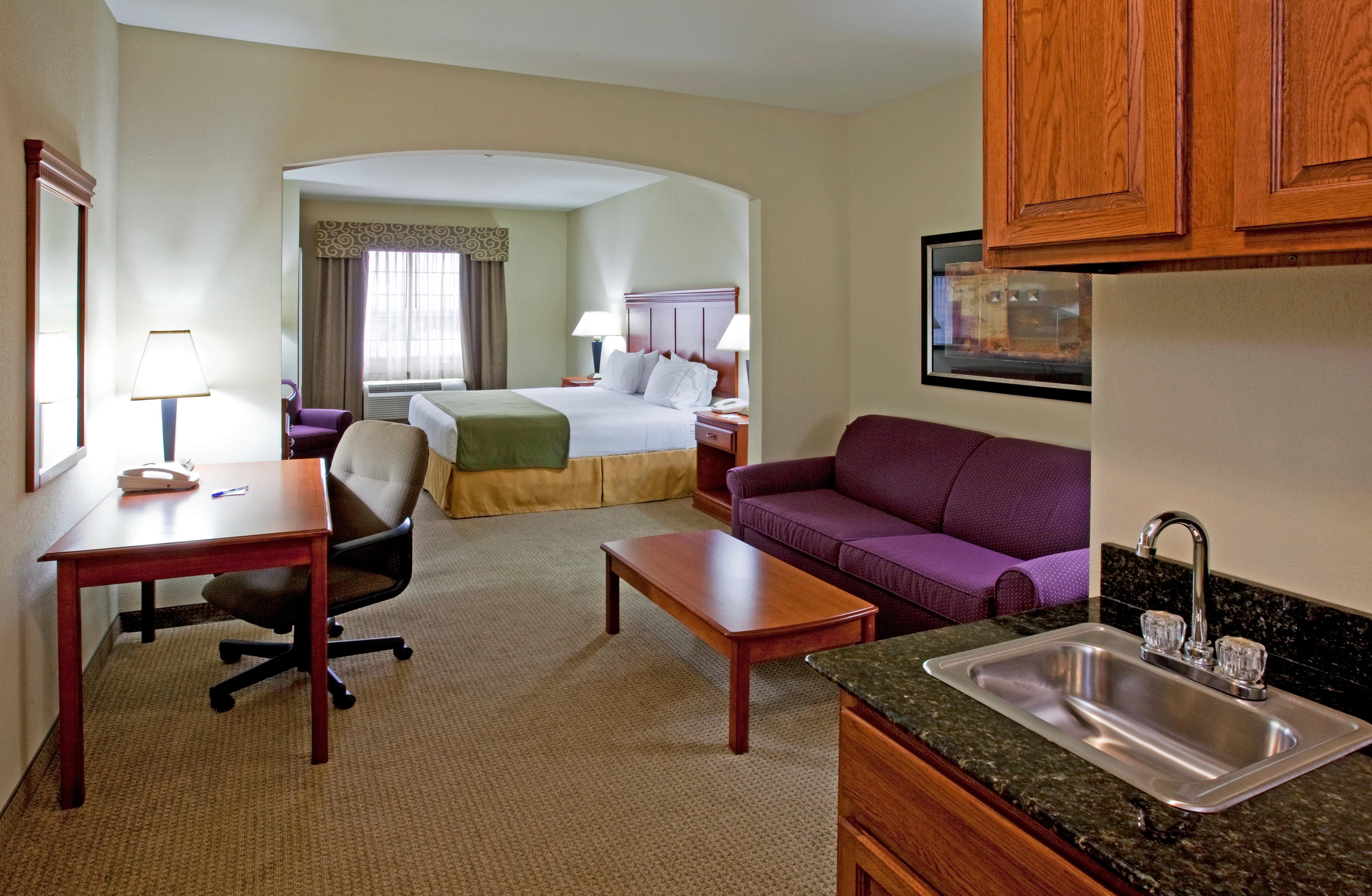 Holiday Inn Express Hotel And Suites Ada By Ihg Szoba fotó