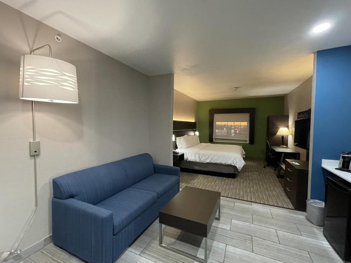 Holiday Inn Express Hotel And Suites Ada By Ihg Kültér fotó