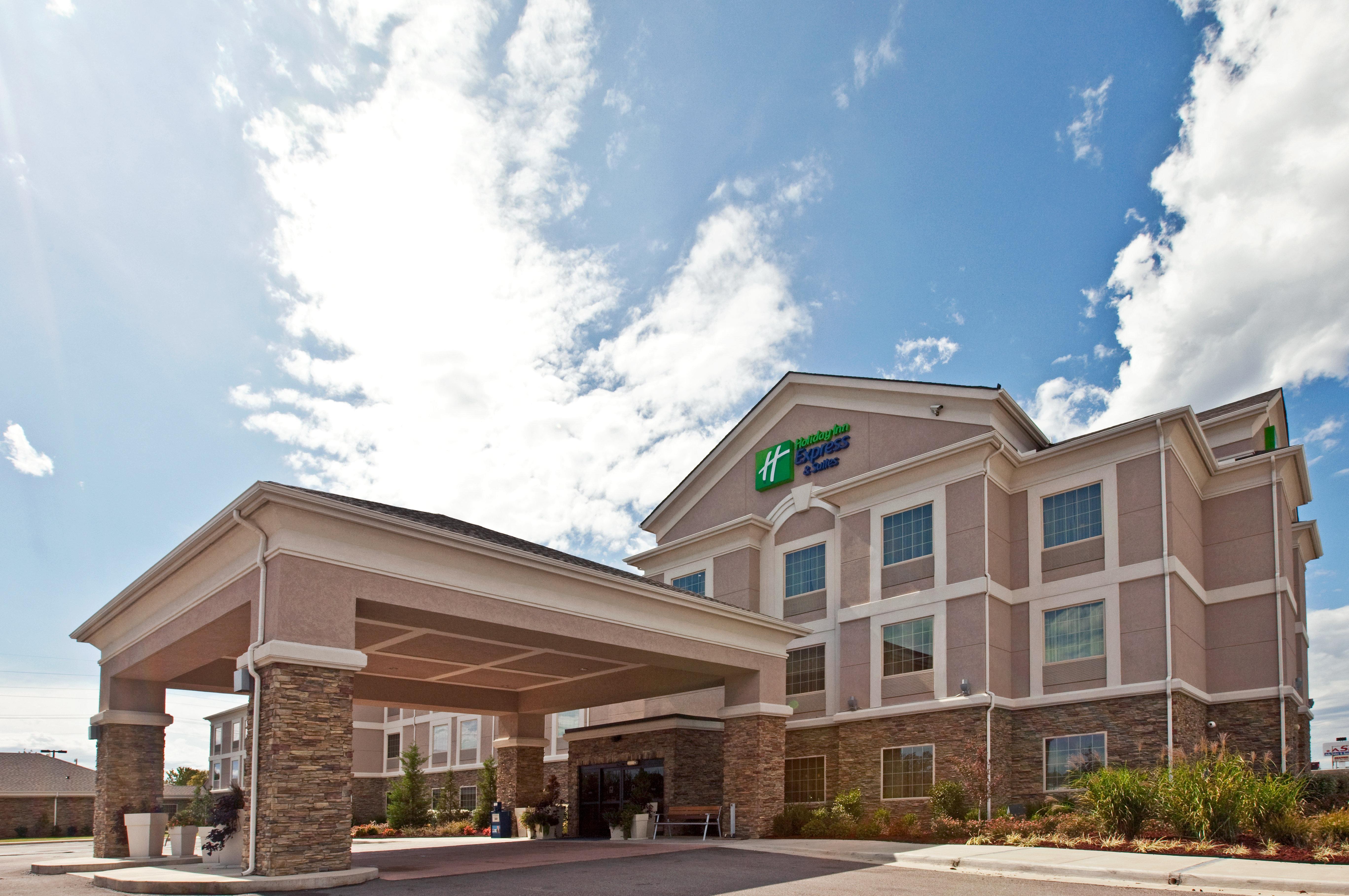 Holiday Inn Express Hotel And Suites Ada By Ihg Kültér fotó